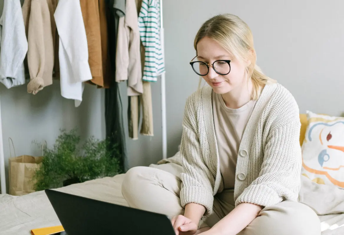 How is Sourcing Square Helping Job Seekers and Employers?